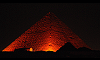 Pyramide de Kheops (pendant le spectacle son & lumière), plateau de Gizeh, Le Caire, Égypte, 22 février 2010