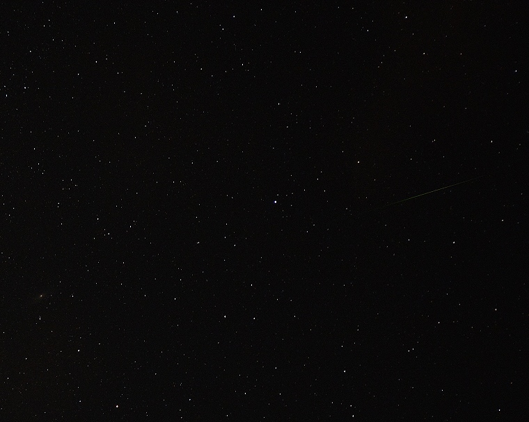 Fais un vœu... • Étoile filante, La Clusaz, Haute-Savoie, France, 31 juillet 2012 (4 h 03)