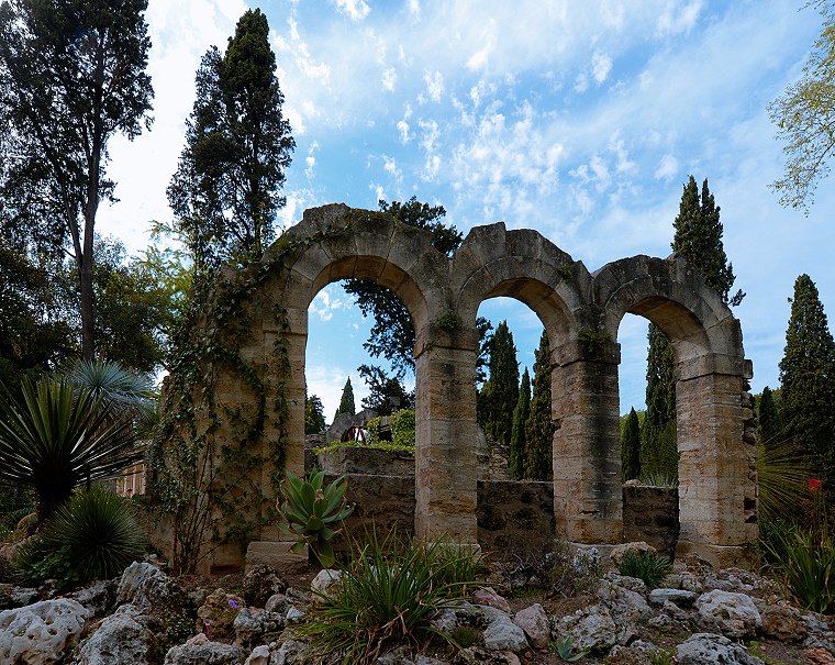 Noria : Jardin des plantes de Montpellier, Hérault, France, 2 mai 2013