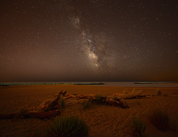 Surréalité : Saintes-Maries-de-la-Mer, Camargue, Bouches-du-Rhône, France, 11 mai 2013 (4 h 42)