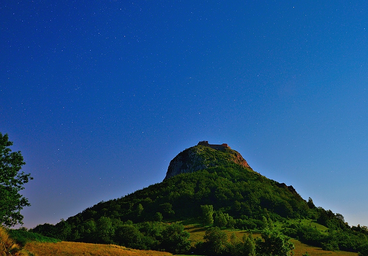 Éternité : Montségur sous les étoiles, Ariège, France, 25 juillet 2013