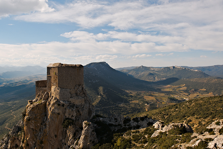 Grands Espaces : Châteaux de Quéribus et Peyrepertuse, Aude, France, 3 novembre 2014